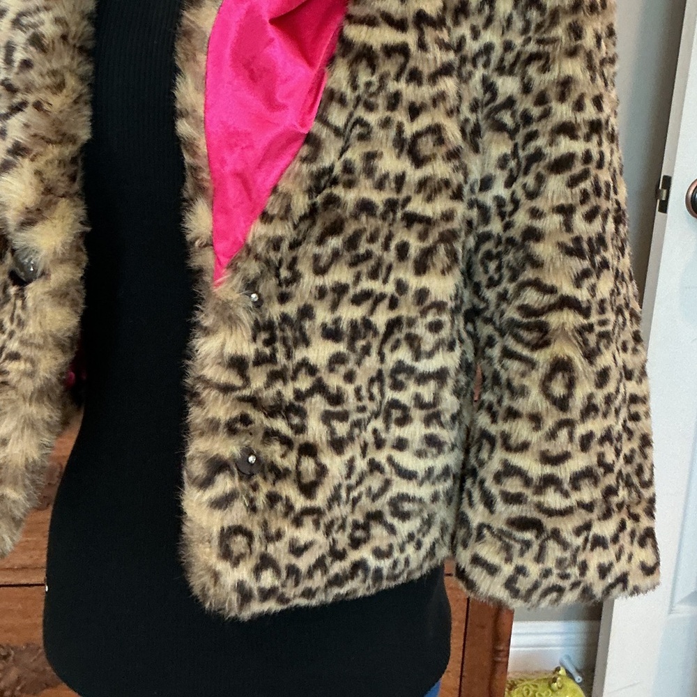 Leopard Print Faux Fur Jacket - Picture 5 of 7